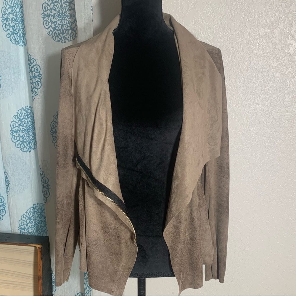 Zara Women lightweight jacket , 3 different looks